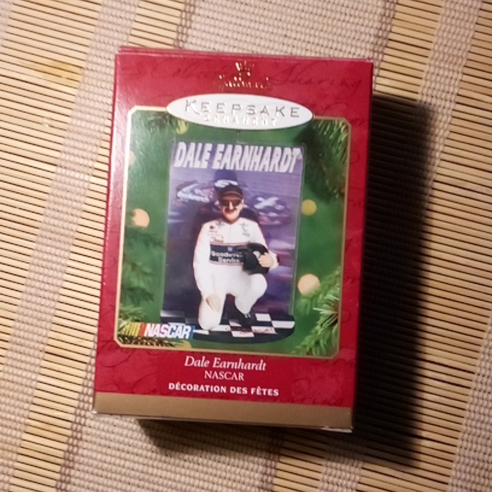 Dale Earnhardt The Intimidator #3 The Legend MIB new old stock